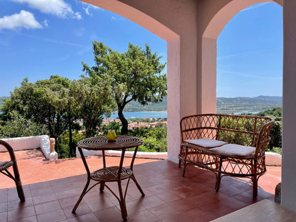 [ "VILLA PANORAMICA" // CANNIGIONE ]