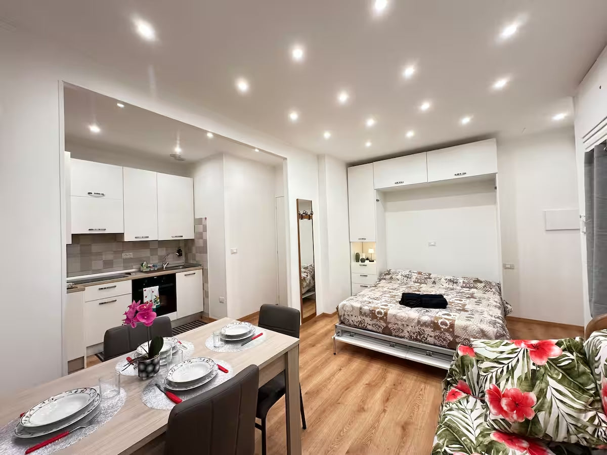 [ "APPARTAMENTO MODERN" // CENTRO SANREMO ]