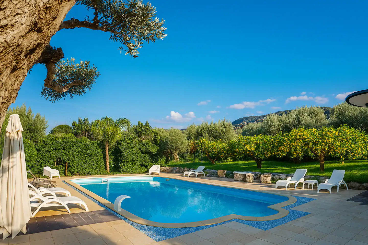 [ "VILLA SICILY COMPLETA" 16 POSTI LETTO // ACQUEDOLCI - MESSINA ]