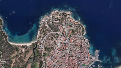 [ "MONOLOCALE 200MT MARE" // PALAU ]