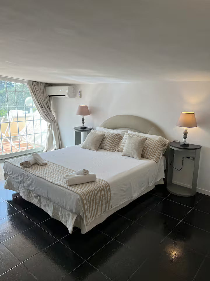 [ "VILLA OLEANDRA" TENNIS E PISCINA PRIVATA // QUARTU SANT'ELENA ]