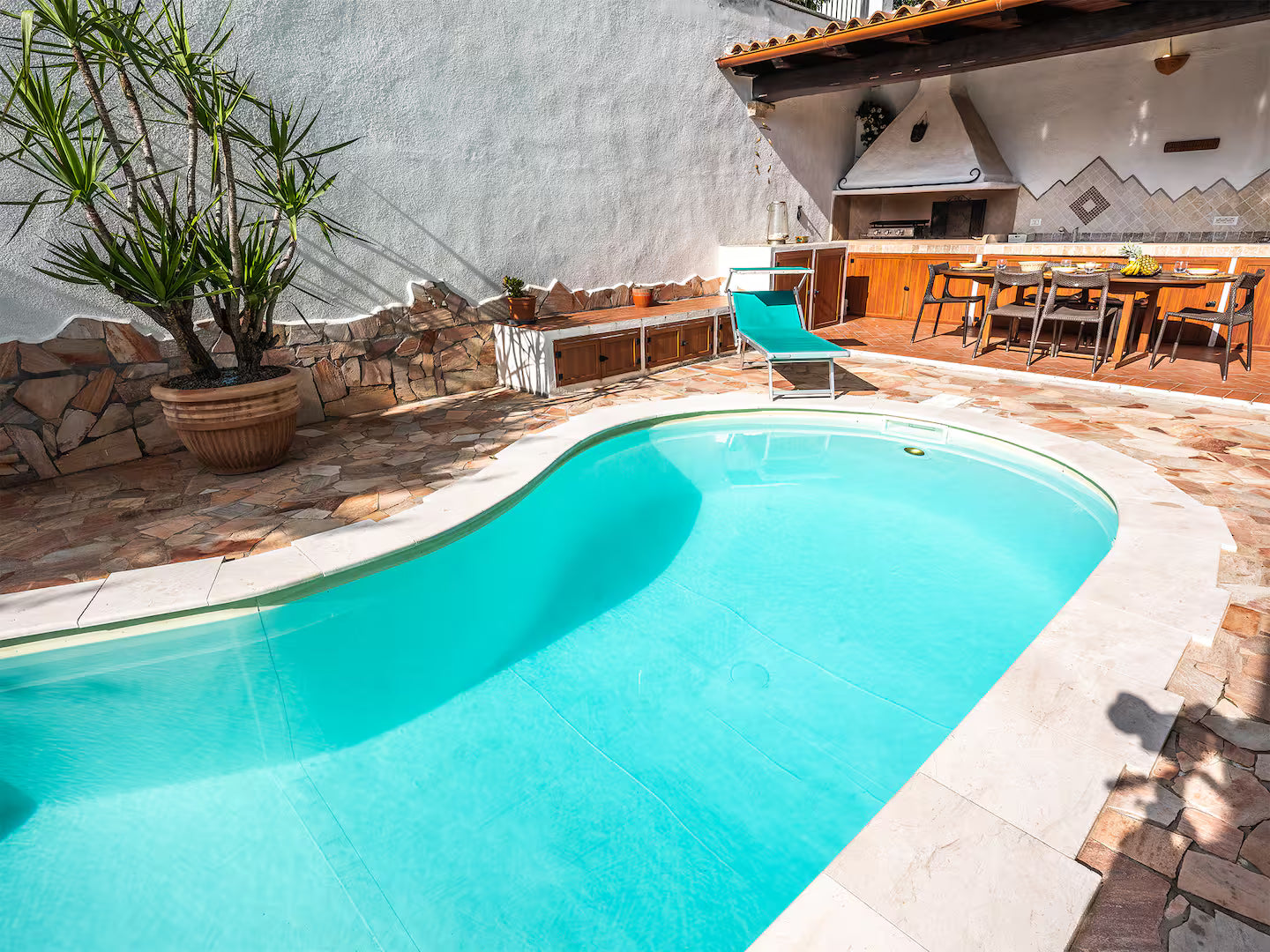 [ "VILLA SMERALDA" // ARZACHENA ]