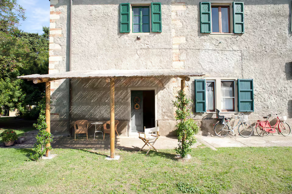 [ "BORGO LE QUERCE" // CECINA ]