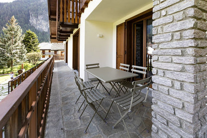 [ "CHALET DELLE STELLE" // BRUSSON ]