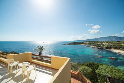 [ "VILLA CALA CATERINA" ACCESSO DIRETTO ALLA SPIAGGIA // VILLASIMIUS ]
