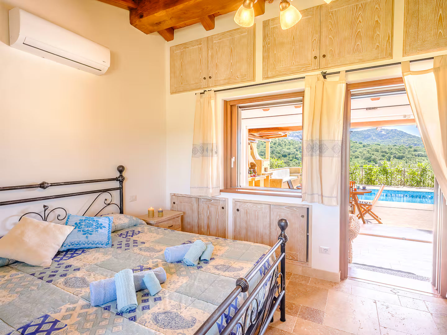 [ "VILLA SUGHERA" // OLBIA ]
