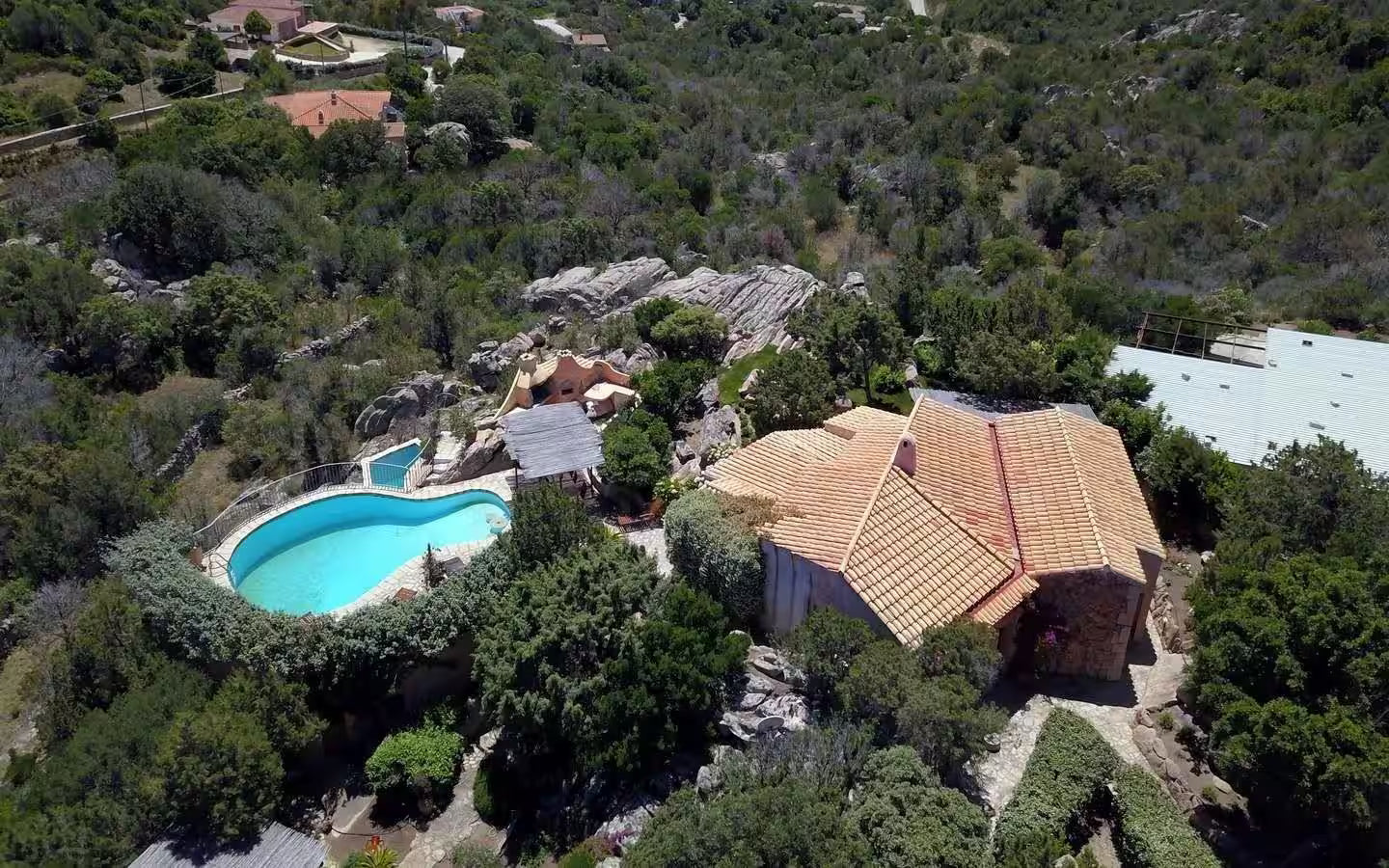 [ "VILLA BLUE" // PORTO CERVO ]