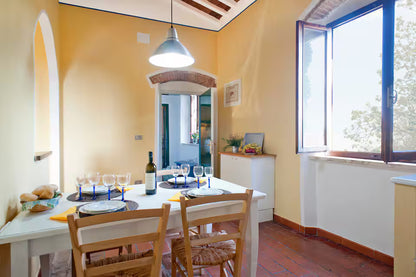 [ "BORGO LE QUERCE" // CECINA ]