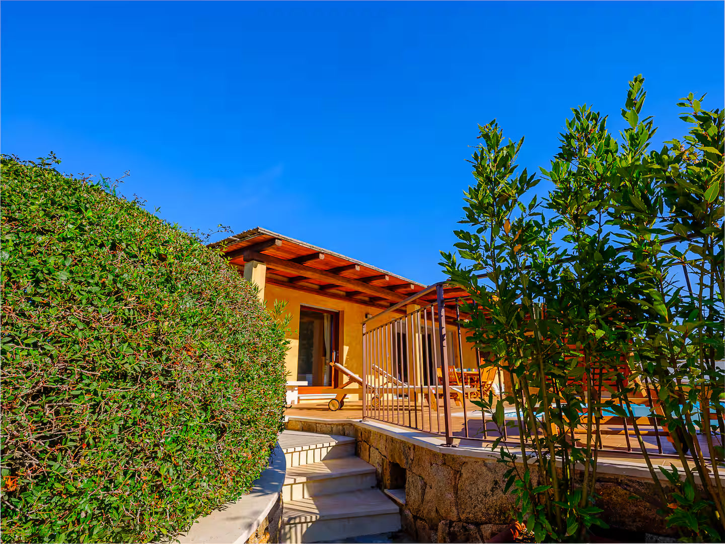 [ "VILLA SUGHERA" // OLBIA ]