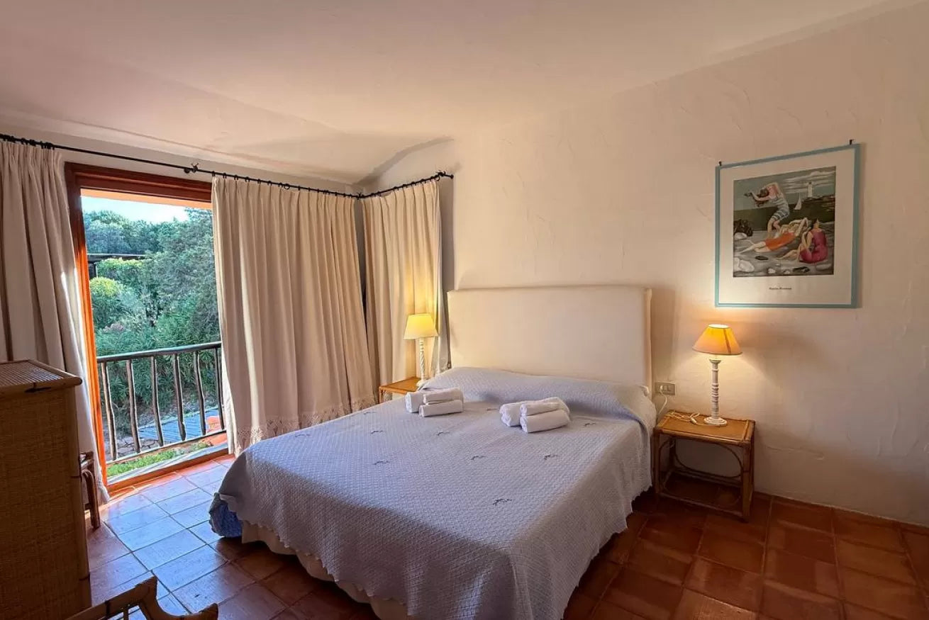 [ "BELVEDERE SMERALDA" // PORTO CERVO ]