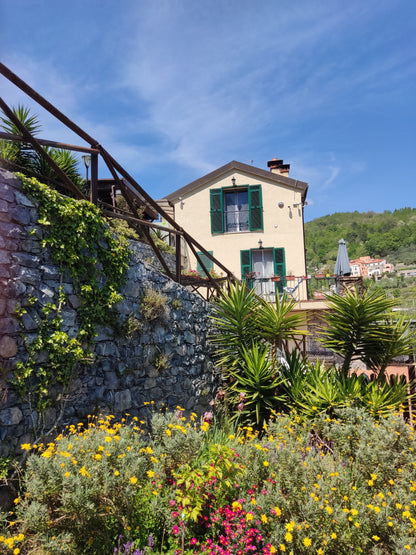 [ "LA CASA DEL RELAX" CON PISCINA PRIVATA // FINALE LIGURE ]