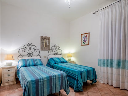 [ "CASA MAREA" // CANNIGIONE ]