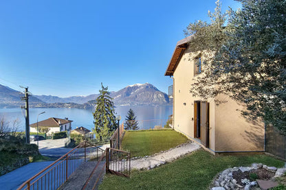 [ "APARTMENT VISTA LAGO" // LAGO DI COMO ]