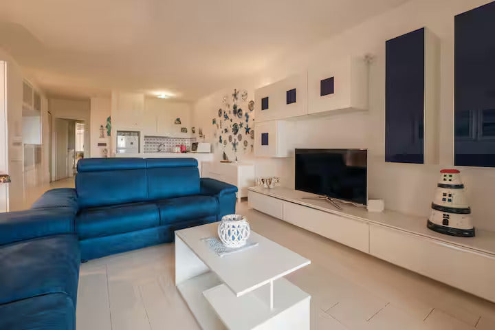 ["CASA MIRALUCE"  // PALAU]