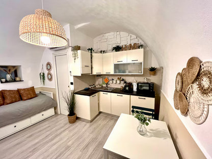 [ "APARTMENT BOUTIQUE" CENTRO STORICO // SANREMO ]