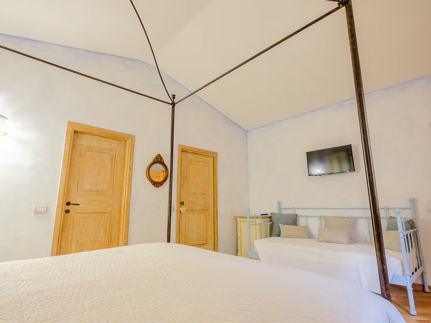 [ "VILLA GINEPRO" // ARZACHENA ]