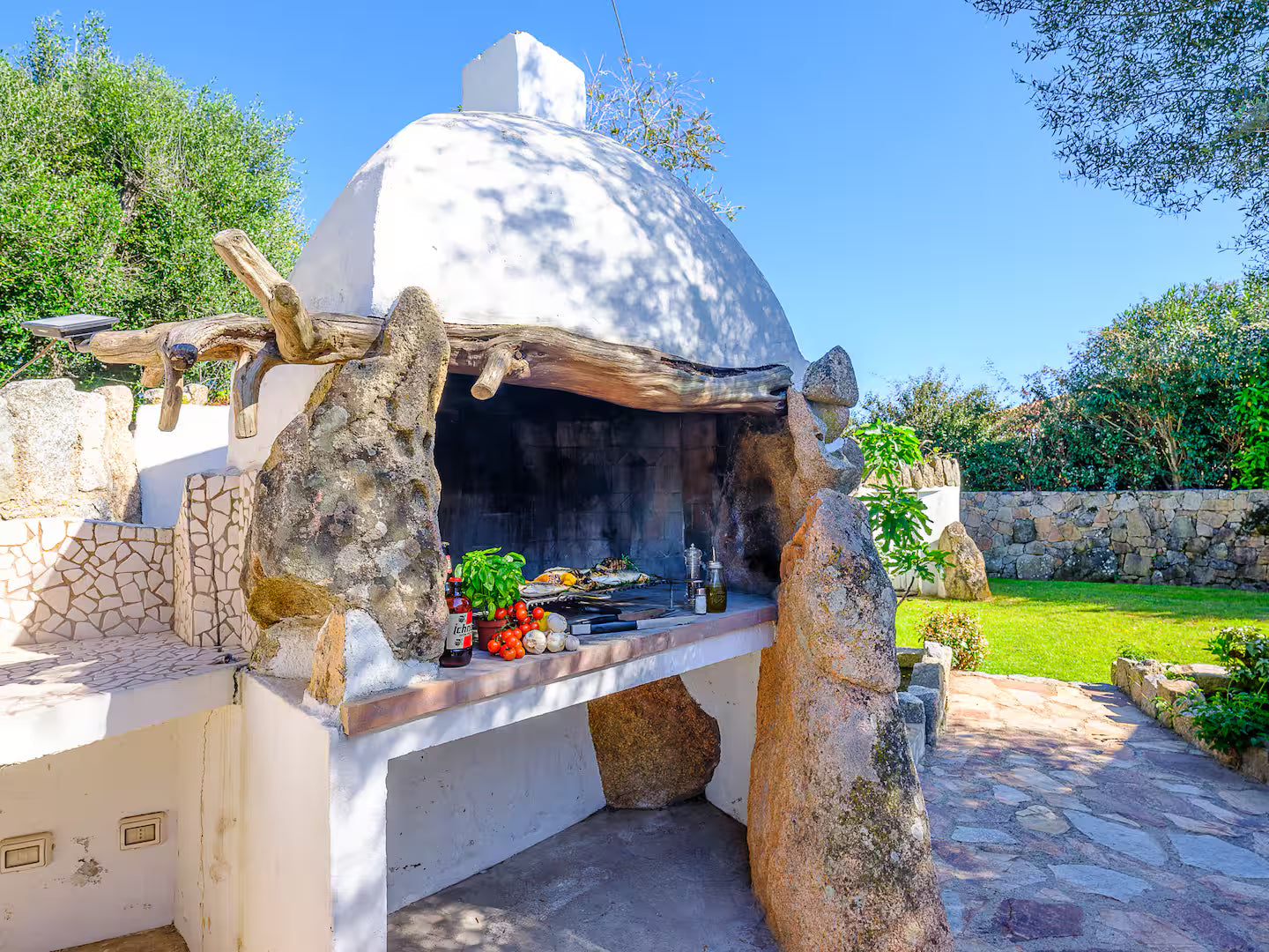 [ "VILLA AGATA" // BAJA SARDINIA ]