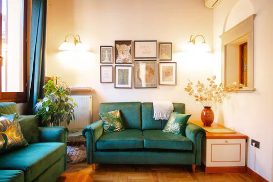 [ "APPARTMENT DELUXE" CENTRO STORICO // REGGIO EMILIA ]
