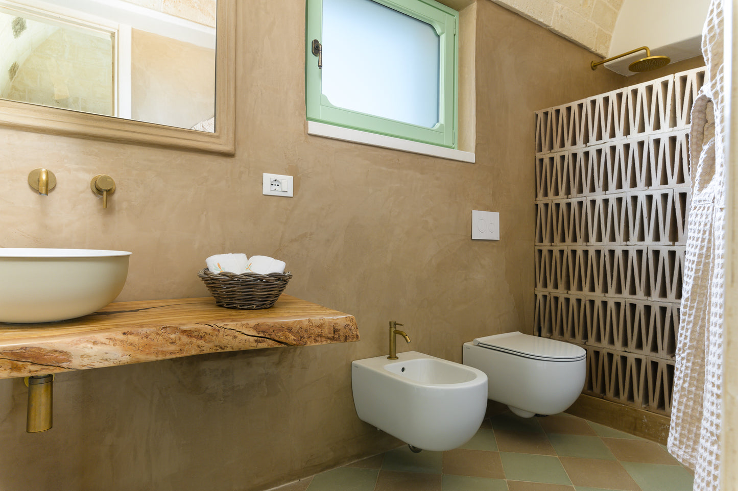 [ "MASSERIA ULIVETO" // OSTUNI ]