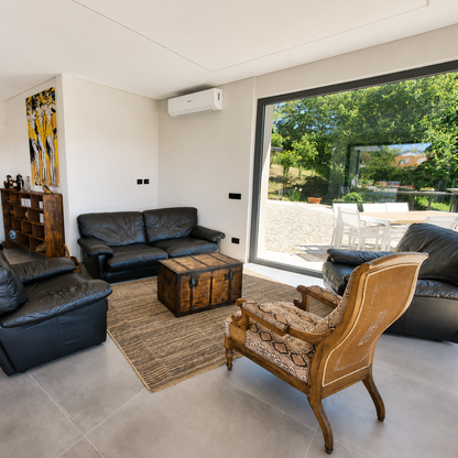 [ "VILLA BELVEDERE LANGHE" PISCINA PRIVATA E BAGNO TURCO // BRIAGLIA ]