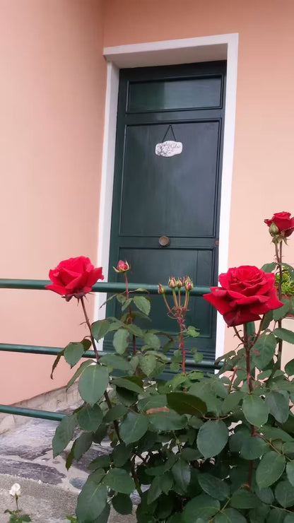 [ "CASA VISTA MARE" // VARAZZE ]