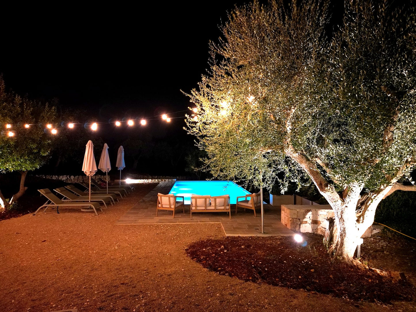 [ "TRULLI AL TRAMONTO" // NOCI ]