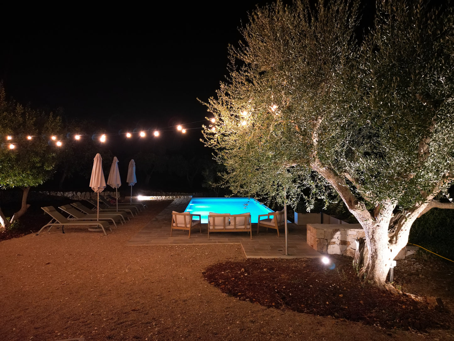 [ "TRULLI AL TRAMONTO" // NOCI ]