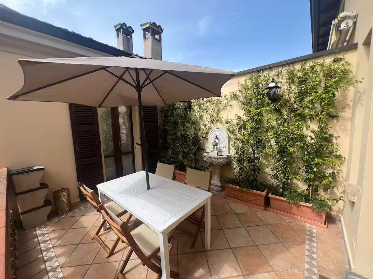[ "APPARTMENT DELUXE" CENTRO STORICO // REGGIO EMILIA ]
