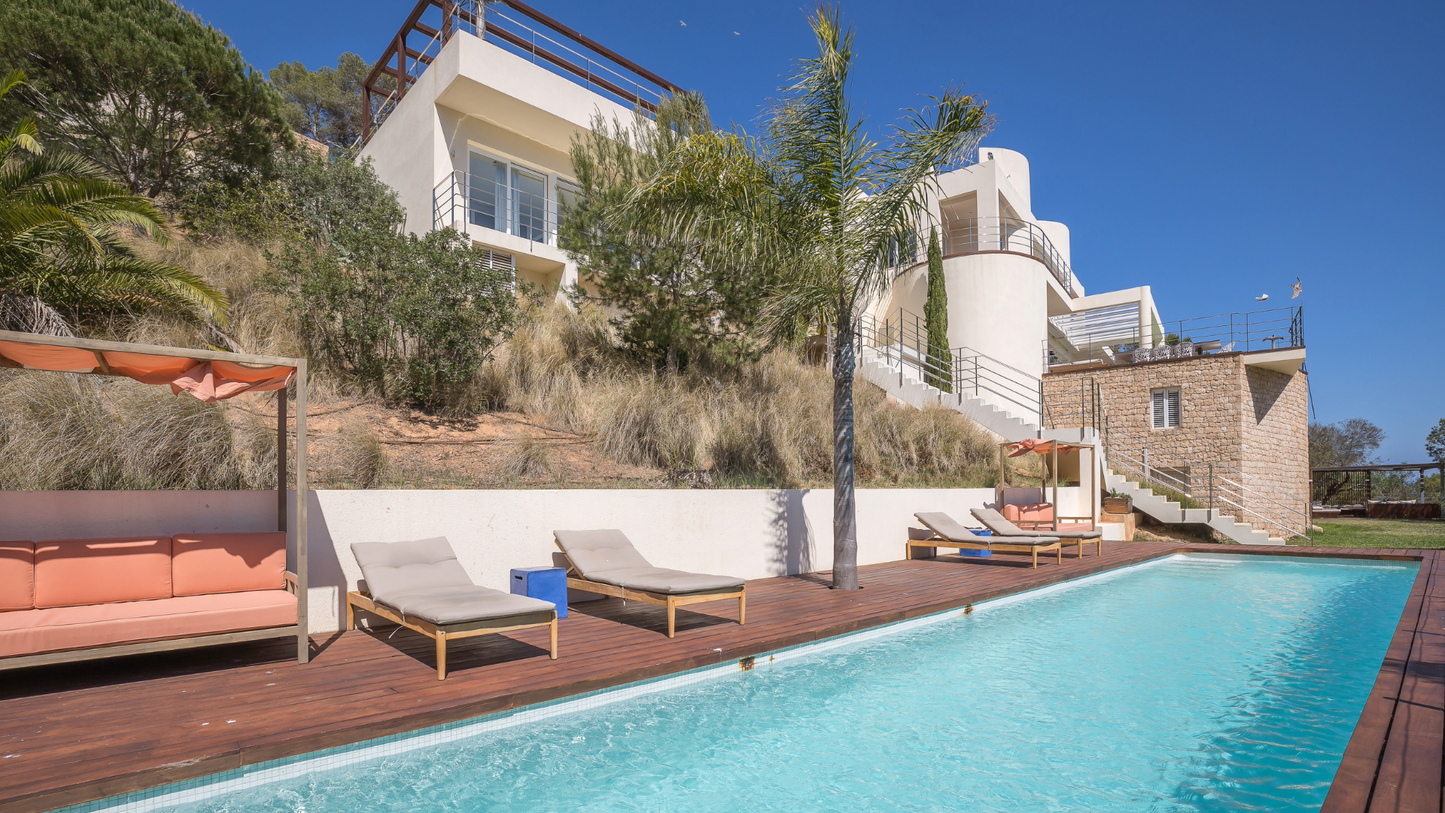[ "VILLA AZUREA"  // IBIZA ]