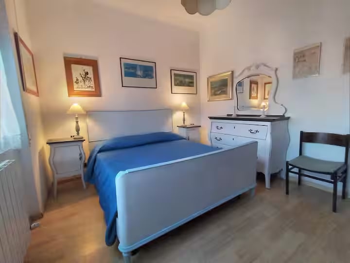 [ "CASA VISTA MARE" // VARAZZE ]